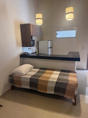 Family Studio (Apt 2)