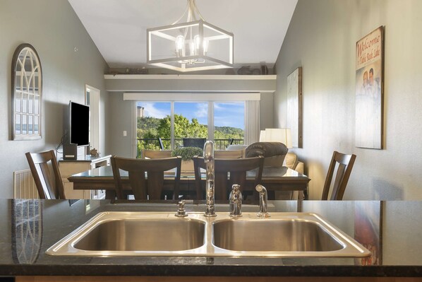 Condo, Multiple Beds, Balcony (Majestic Sunset Duo) | Dining