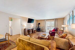 TV, peis og DVD-spiller