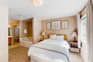 2 slaapkamers, een strijkplank/strijkijzer, internet, beddengoed