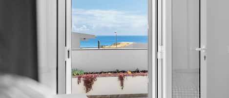 Signature House, Sea View