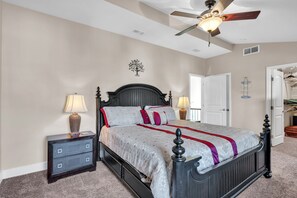 4 chambres, lit de bébé portatif, Wi-Fi, literie fournie