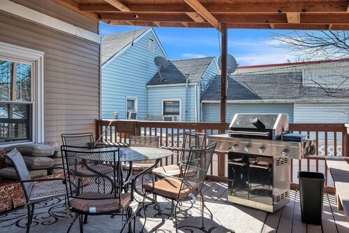 NEW! The Cozy Nest Near Wilder Park