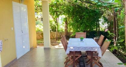 Appartement 2 bedrooms with AC, WiFi in Porec, 4 minutes to sea