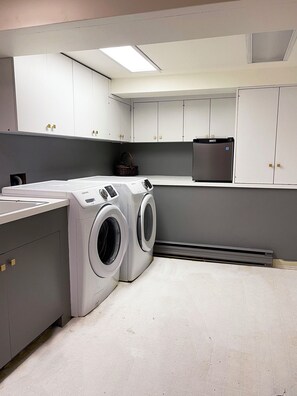 Interior - YOUR OASIS IN THE CITY (Toronto)