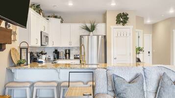 Appartement, meerdere bedden, balkon (Pleasant View on Taneycomo) | Interieur