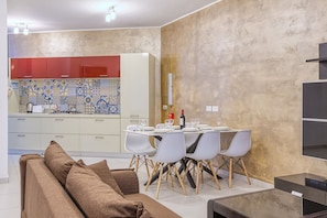 Interior - Modern 2-Bedroom Maisonette in Swieqi (Swieqi)