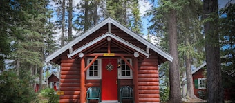 Lake Louise Cozy Cabin | Fireplace & Balcony