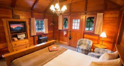 Charming Lake Louise Cabin | Fireplace Retreat