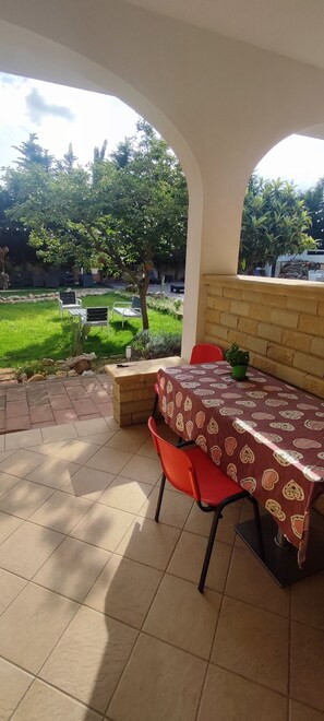 View from room - Villa More - Pool & Nature (Monteroni di Lecce)