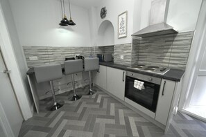 公寓 | 私人廚房 | 雪櫃、微波爐、焗爐、爐具