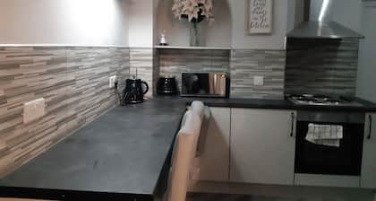 Telford - Apartment - Sleeps 5 - Flat 4