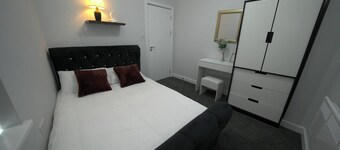 Charming Oxford Apartment in Telford - Flat 1