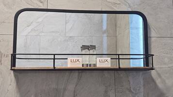 Apartment | Bathroom amenities