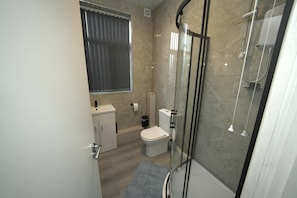 Apartment | Badezimmer