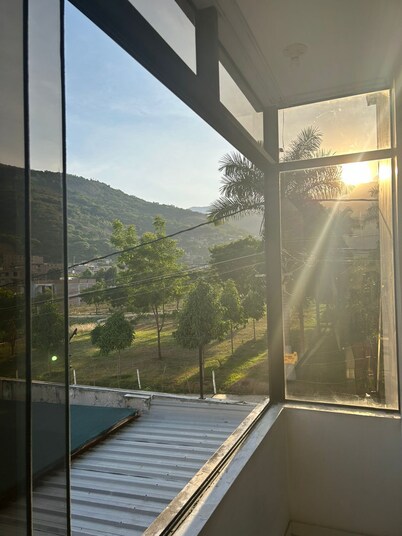 Dúplex vista al parque , cochera, aire acondicionado