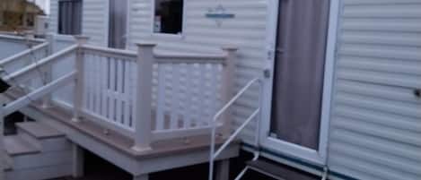 Chalet | Exterior detail