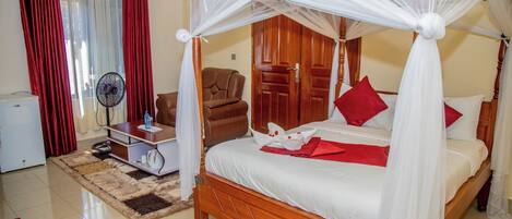 Blackout curtains, iron/ironing board, free WiFi