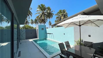 Deluxe House | Living area