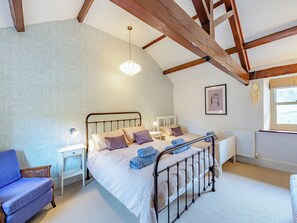4 habitaciones, wifi gratis y ropa de cama