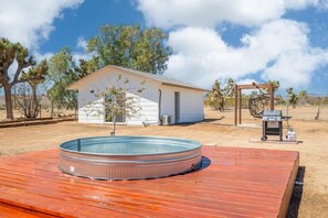 Bañera de hidromasaje exterior