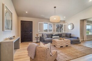 獨棟房屋 (4 Bedrooms) | 起居區