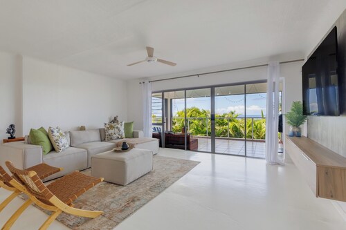 Sea View Sanctuary in Ballito | Pool and Comfort