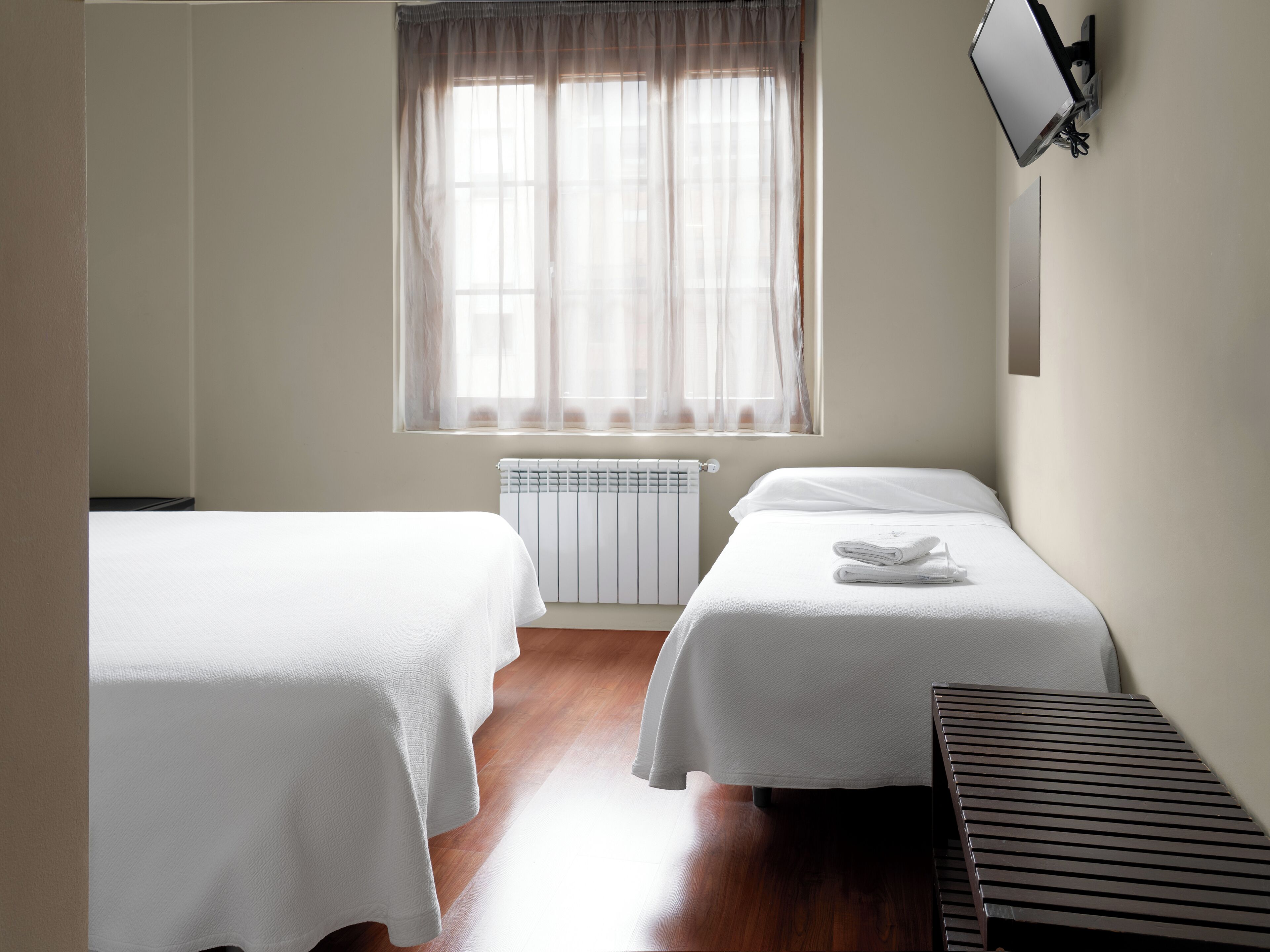 Desk, laptop workspace, free WiFi