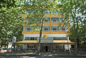 Fachada del alojamiento