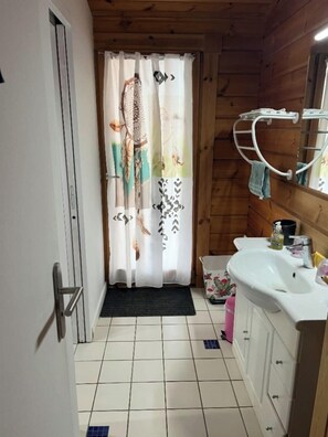 Shared bathroom - Chalet Zen (Peri)