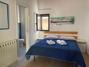 2 chambres, fer et planche à repasser, Wi-Fi gratuit