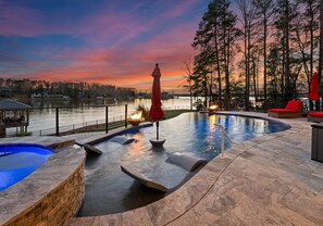 Ferienhaus, Mehrere Betten (Lucent Sunset Retreat) | Pool | Beheizter Pool