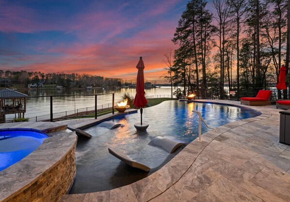 Maison, plusieurs lits (Lucent Sunset Retreat) | Piscine | Piscine chauffée