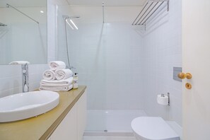 Apartment | Bathroom - Studio, Ideal for Smaller Groups (Porto)