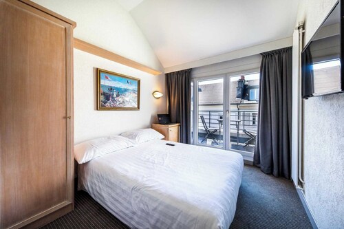 Modern Apartment - AC- 1br-2p- Geneva