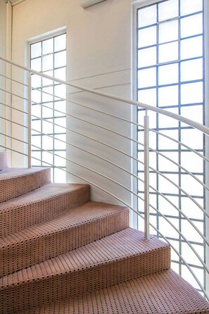 Interior - Modern Apartment - AC- 1br-2p- Geneva (Geneva)