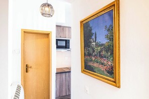 Apartment | Private kitchen - Modern Apartment - AC- 1br-2p- Geneva (Geneva)