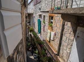Exterior - Stone House Seaside Retreat on Brač Island (Sutivan)