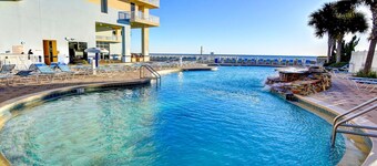 Majestic Beach Towers I #1505