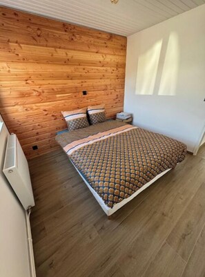 4 habitaciones, wifi y ropa de cama 