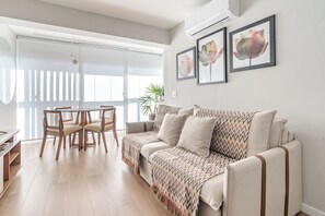 Standard Apartment (577824) | Living area