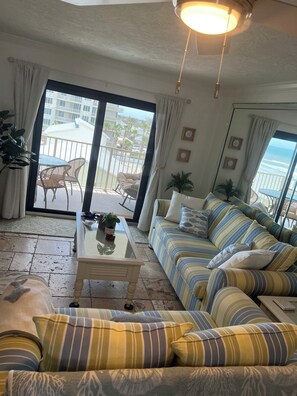 Smart-tv en een kantoor