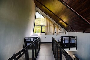 Deluxe Σαλέ, Μπαλκόνι, Θέα στο Λόφο | 1 υπνοδωμάτιο, δωρεάν Wi-Fi 