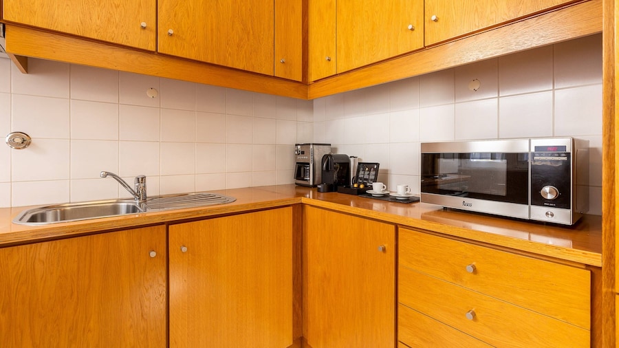 Cozy Pet-friendly Porto Apartment