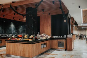 Free daily buffet breakfast - Sante SPA Hotel (Velingrad)