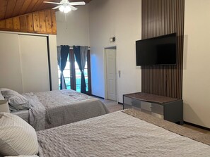 2 slaapkamers, een strijkplank/strijkijzer, wifi, beddengoed