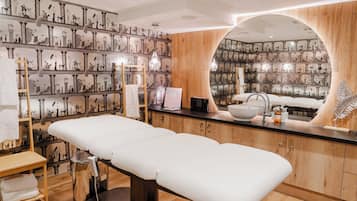 Sauna, Dampfbad, Massageanwendungen