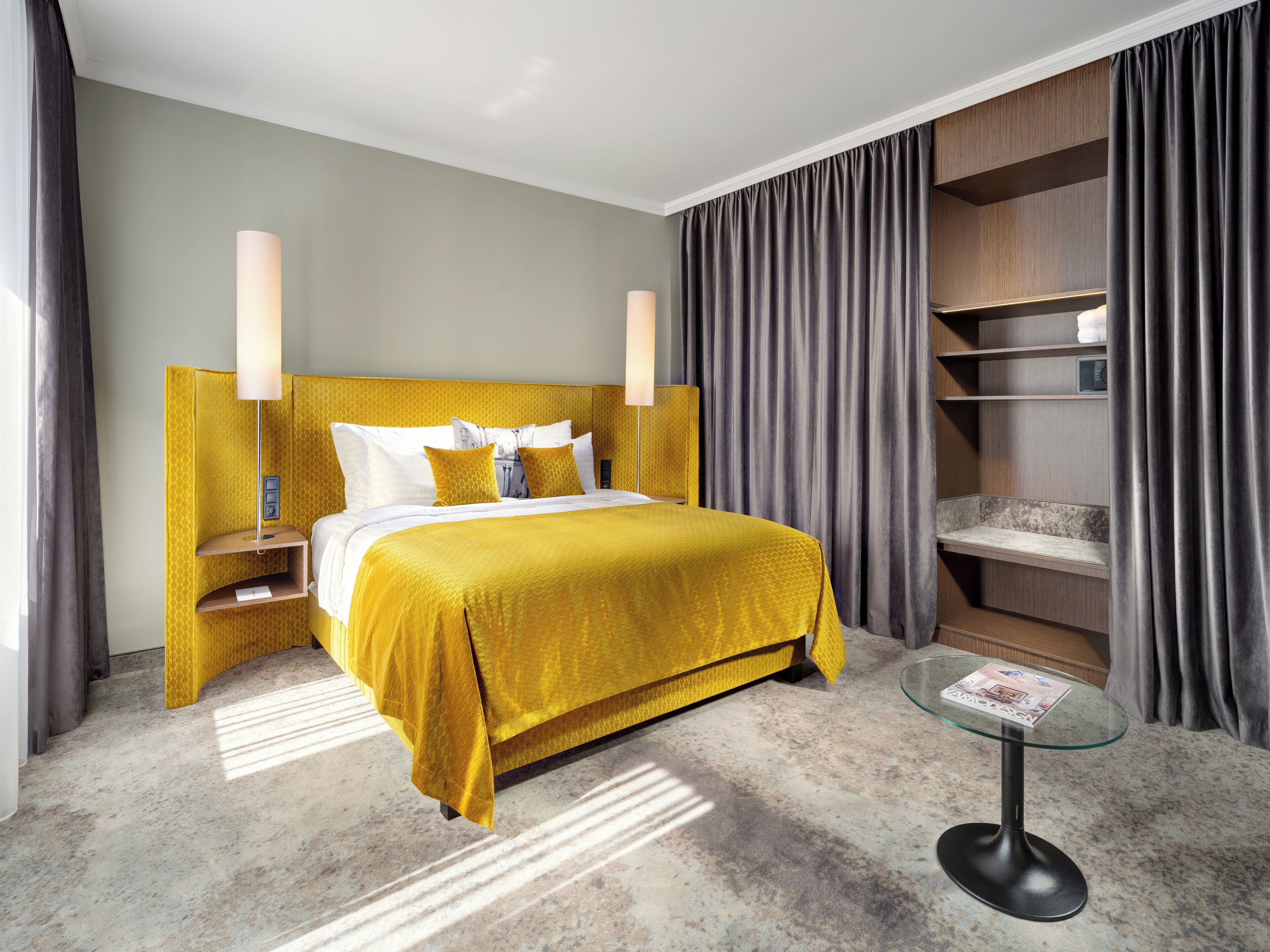 Liberty Suite | Sängtillbehör av högsta kvalitet och minibar