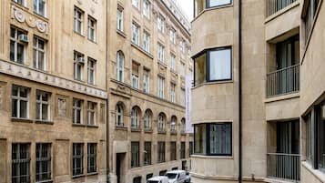 Margaret Suite | Näkymä kadulle