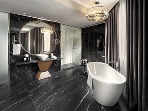 Chain Bridge Penthouse with Terrace | Bathroom | Eco-friendly toiletries, hair dryer, bathrobes, slippers - Mamaison Hotel Chain Bridge Budapest (Budapest)